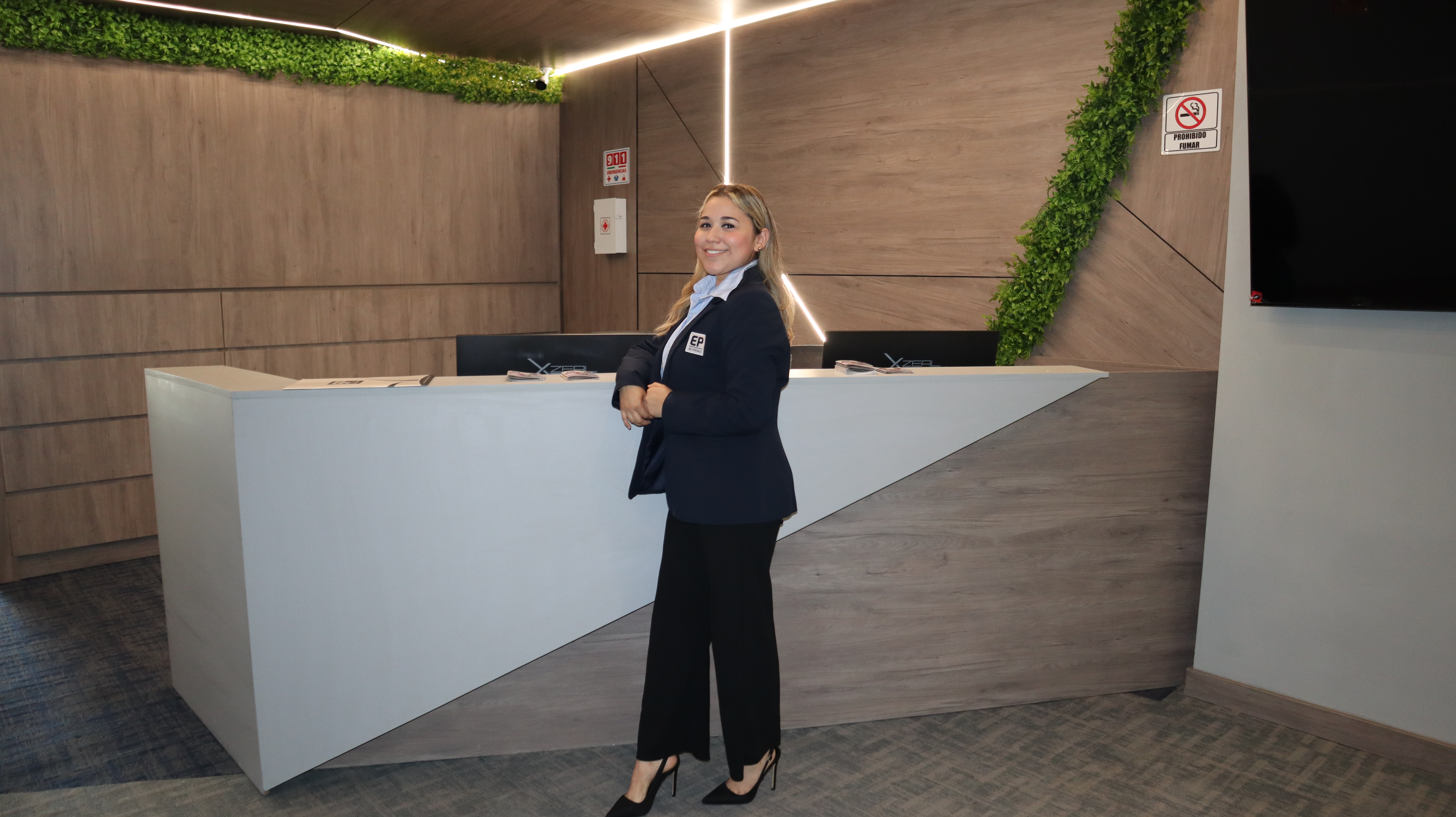Recepción con personal EP